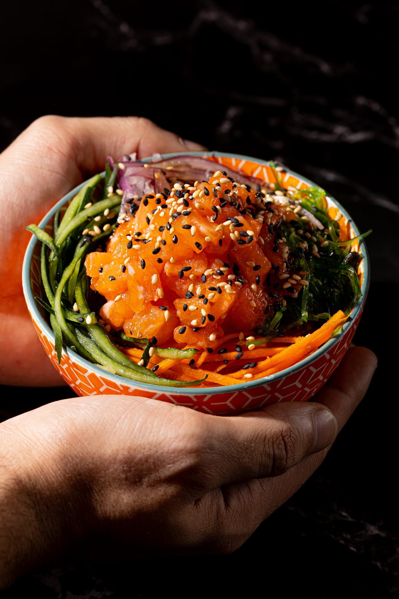Pieza de sushi de la carta de JAPOMEX en sesión editorial
